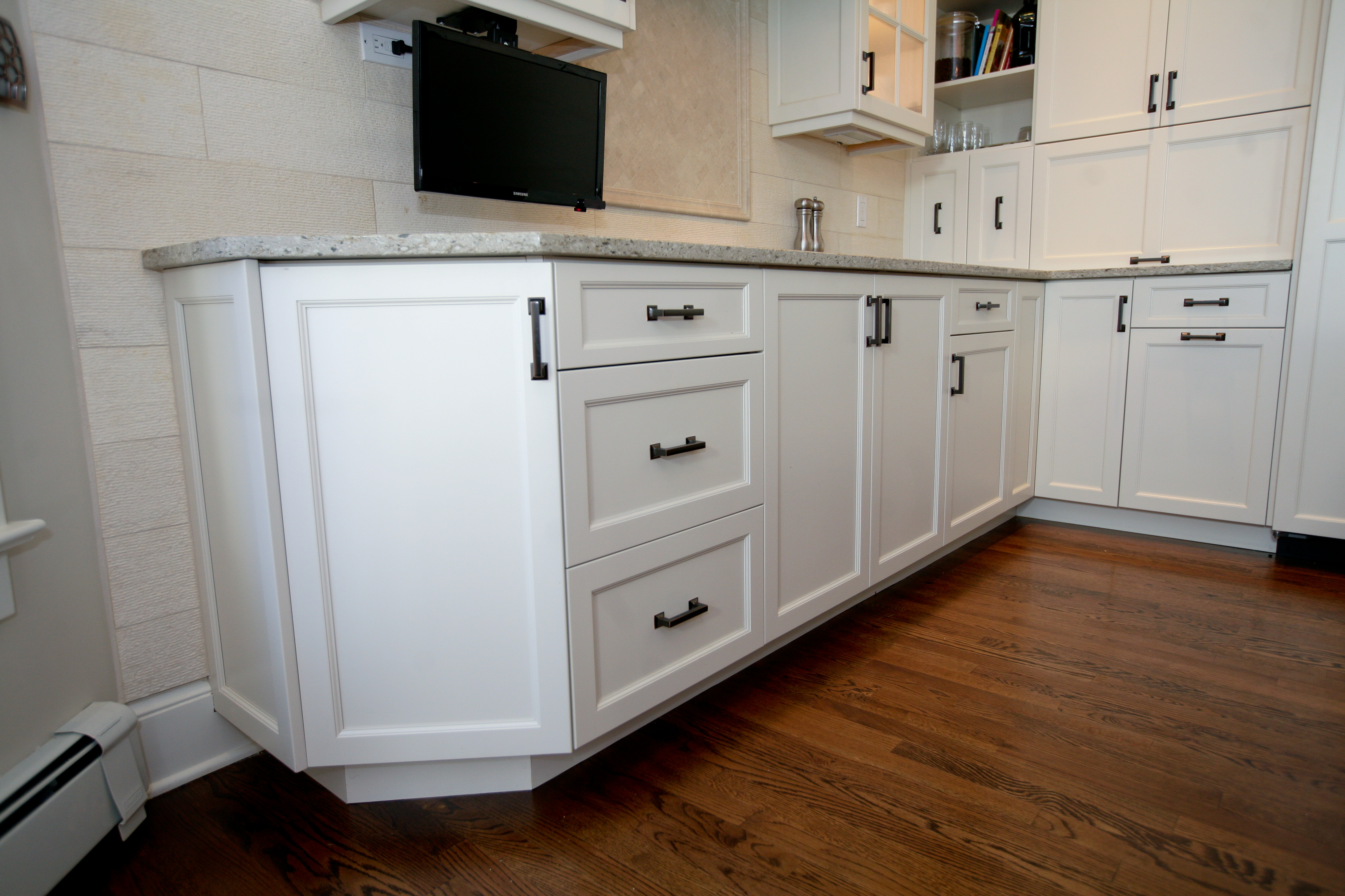 angle wall kitchen cabinet